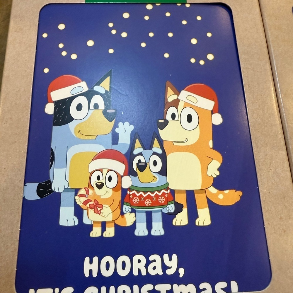 Hallmark Bluey Holiday Card Boxes Bluey Santa 54 Cards Hooray it’s Christmas - Picture 13 of 16